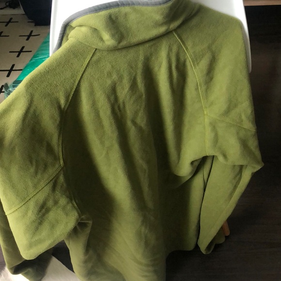 Columbia pullover - Picture 3 of 3